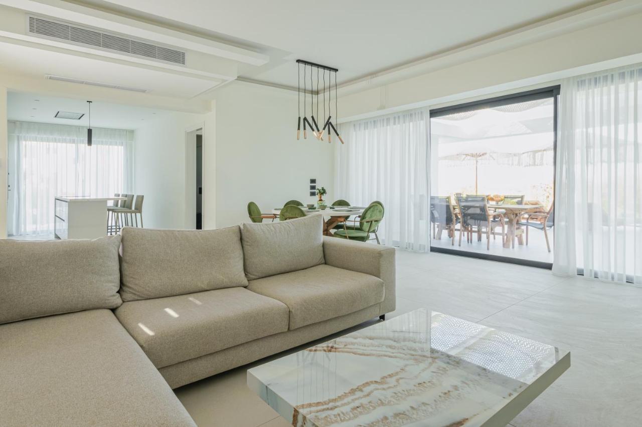 Gatsby Rhodes-brand New Seaview Asgourou