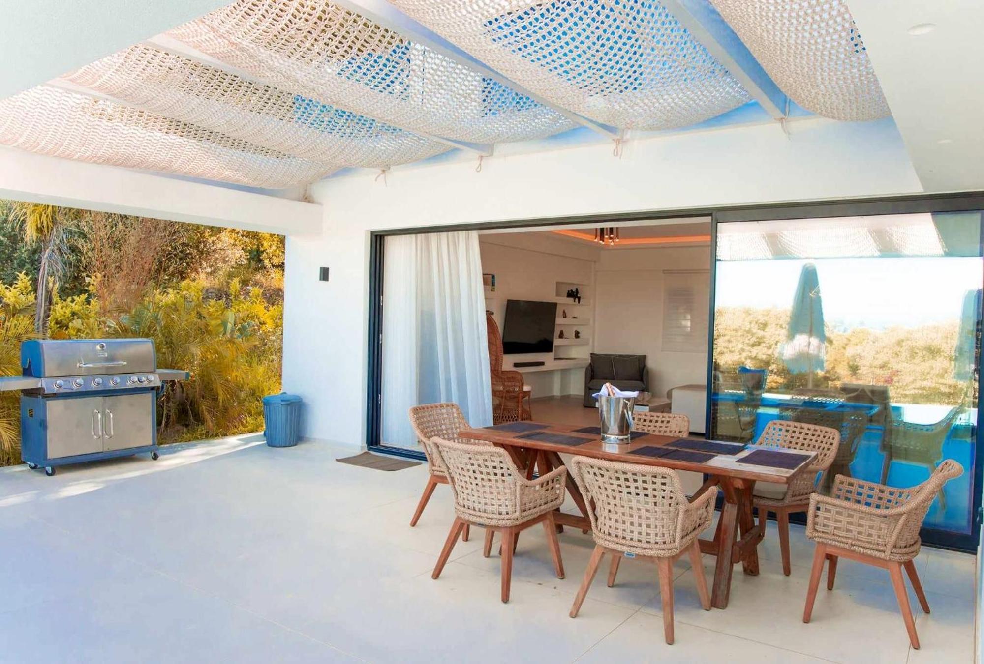 Gatsby Rhodes-brand New Seaview Asgourou